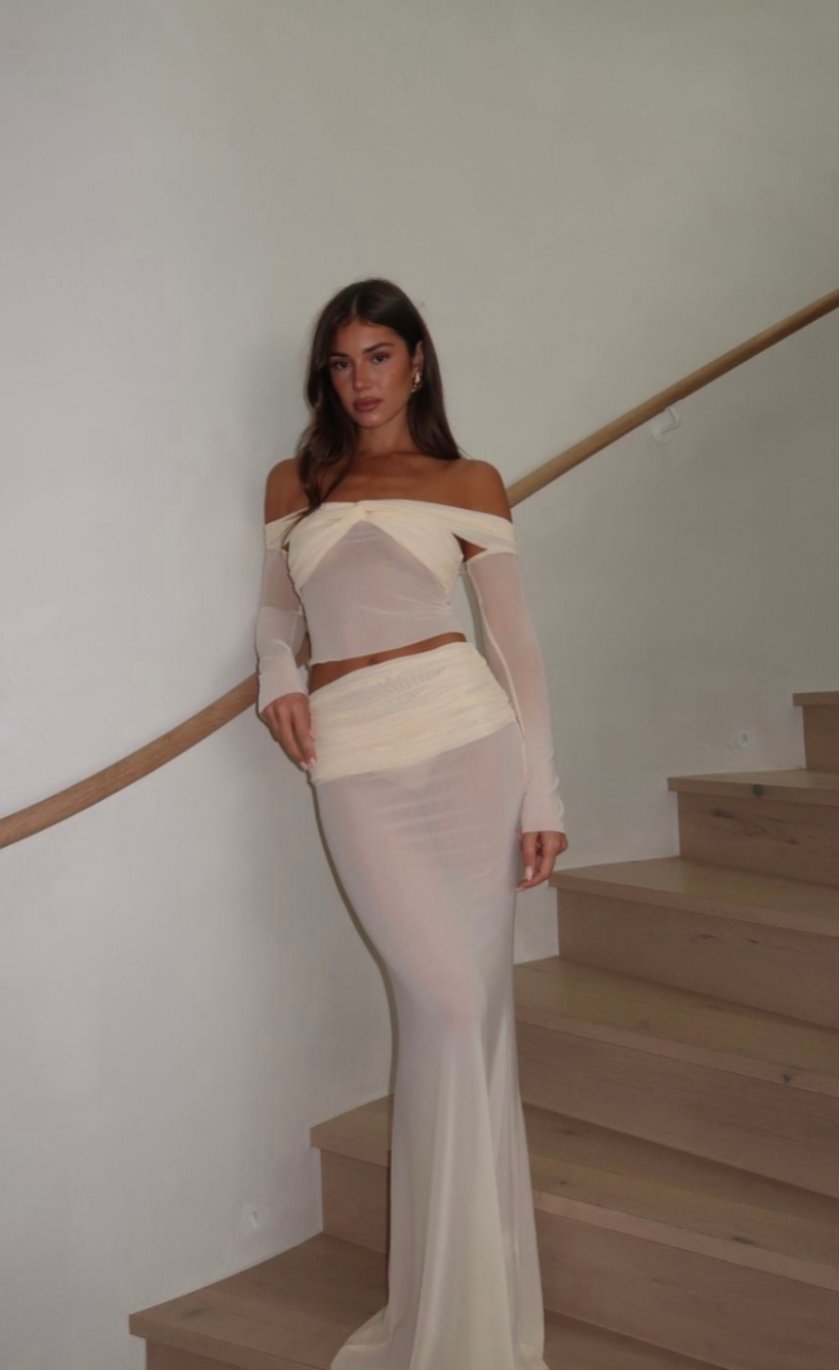 Natalie Rolt Charlotte Set – Celeb Style Hire