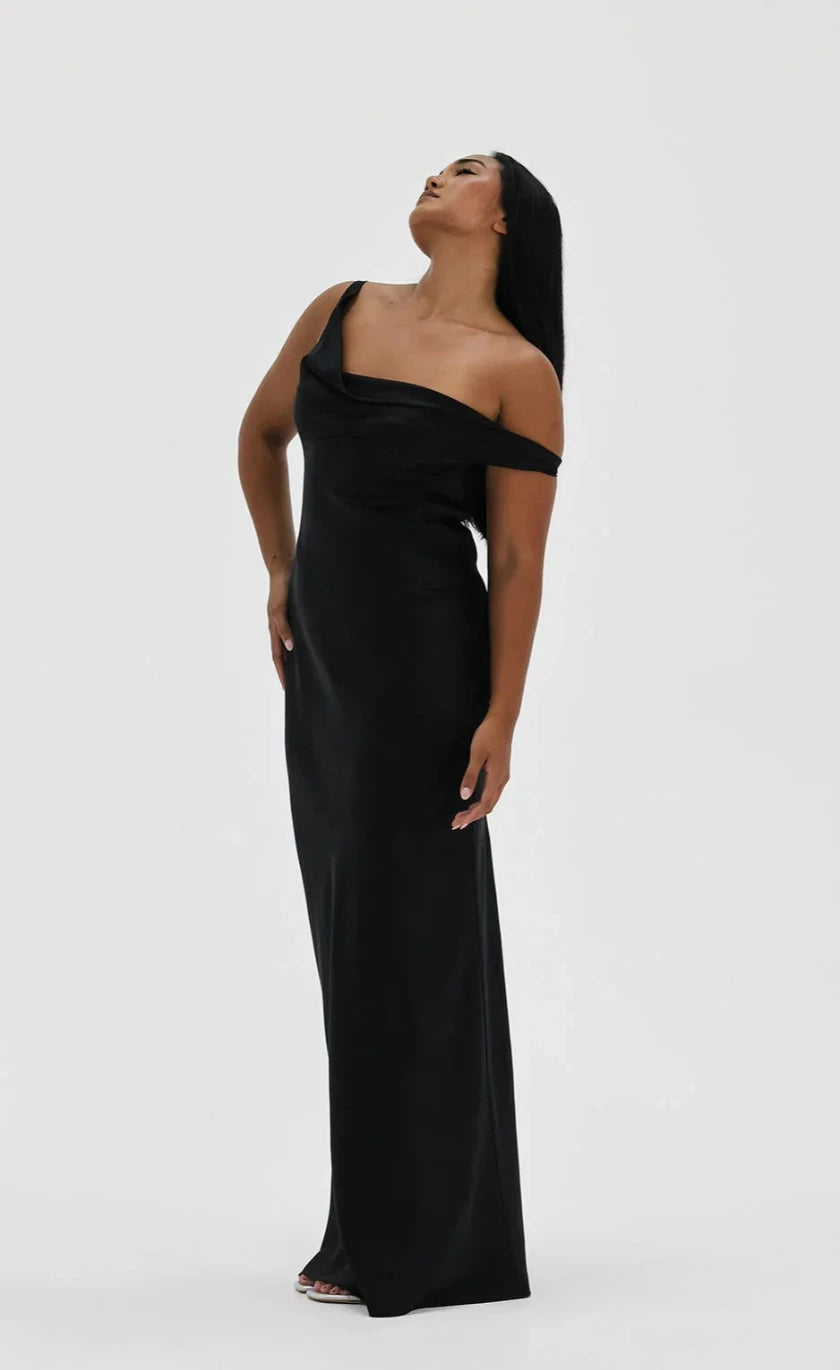 Natalie Rolt Monika Gown Black