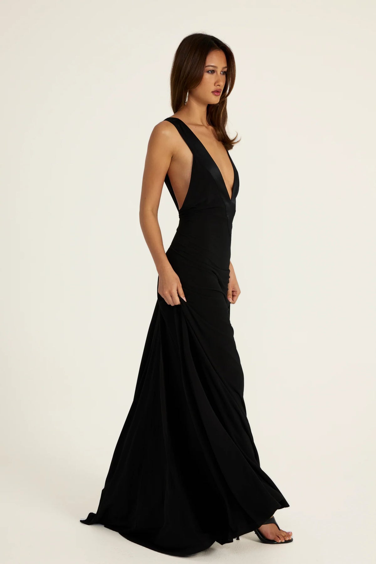 Ance Gria Rosa Gown Black